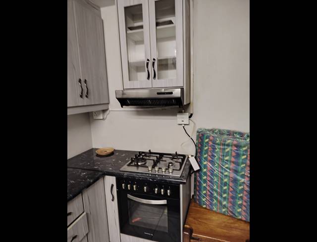7 BEDROOM HOUSE FOR SALE IN RESERVOIR HILLS